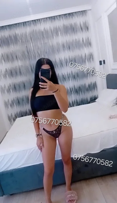 Adorație pentru Zeița Pasiunii din Arad · adorație zeiță