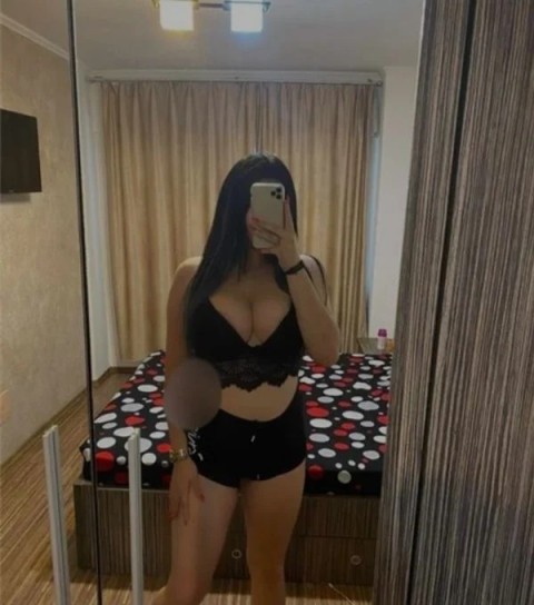 Alexandra – Plăceri la Înălțime în Unirii · pula