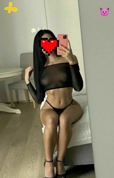 Apartament Privat în Arad – Experiențe Unice cu Victoria