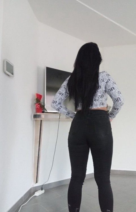 Apartament Privat pentru Întâlniri Discrete în Burebista