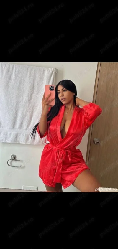 Aventurieră cu Bust Generos în Mioveni