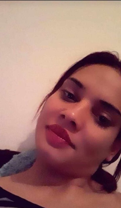 Blondă Apetisantă în Mihai Bravu