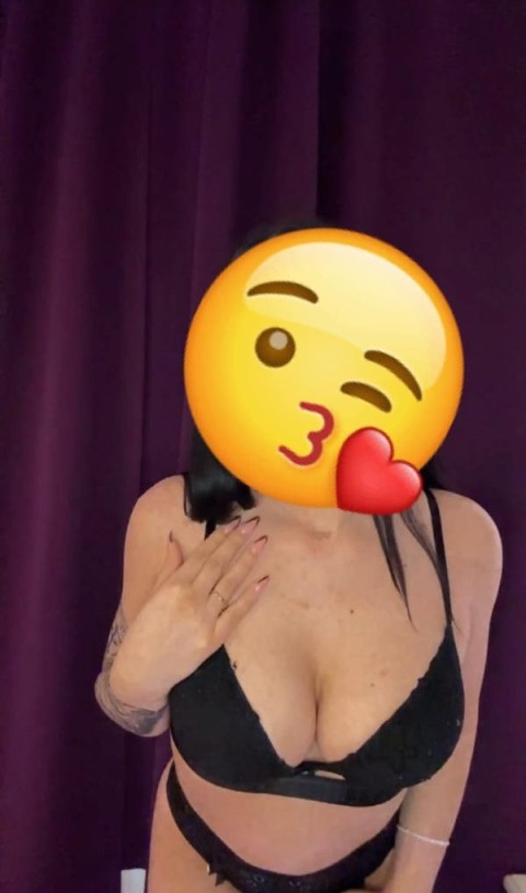 Bulgăroaica Blondă pentru Fantezii la Sala Palatului · bulgăroaică