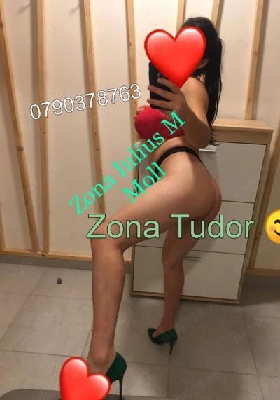 Corp Atletic și Ochi Verzi în Burebista