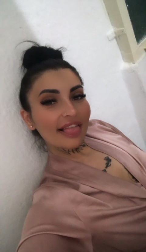 Deplasare la Banu Manta pentru Plăceri Exclusive