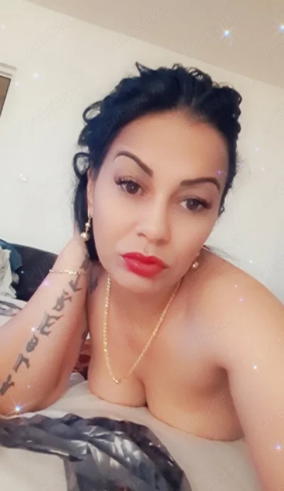 Descoperă Plăcerile Non-Stop în Sector 1