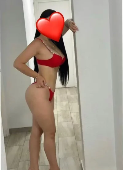 Dominație Feminină în Unirii