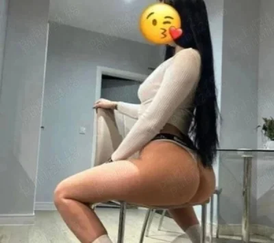 Două Fete de Lux în Deva