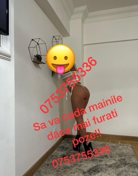 Duo de Plăceri cu Denisa, Escortă Slim