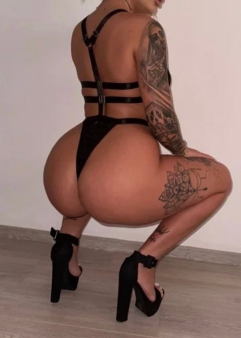 Ebony Show Web cu Anca – Plăceri Virtuale