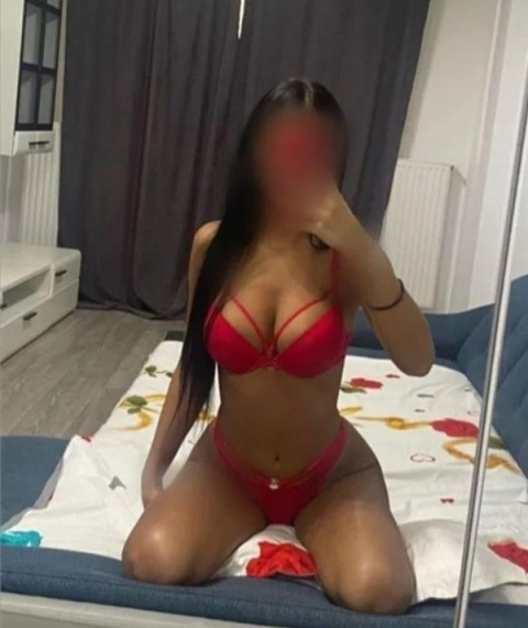 Emma, aspect de model în Pipera