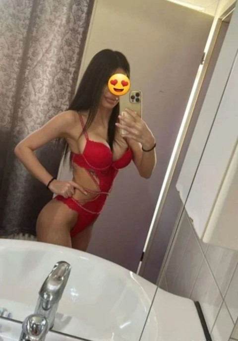 Escortă 160 cm – Experiență Unică în Militari