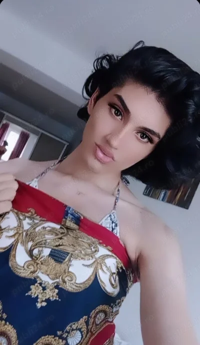 Escortă 20 ani – Aysa, blonda fierbinte din Suceava