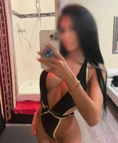 Escortă Bisexuală în Pucioasa – O Aventură de Neuitat