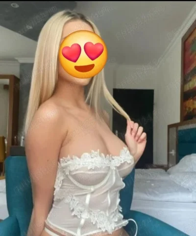 Escortă Blondă de 19 Ani în Sebastian – Experiențe Unice