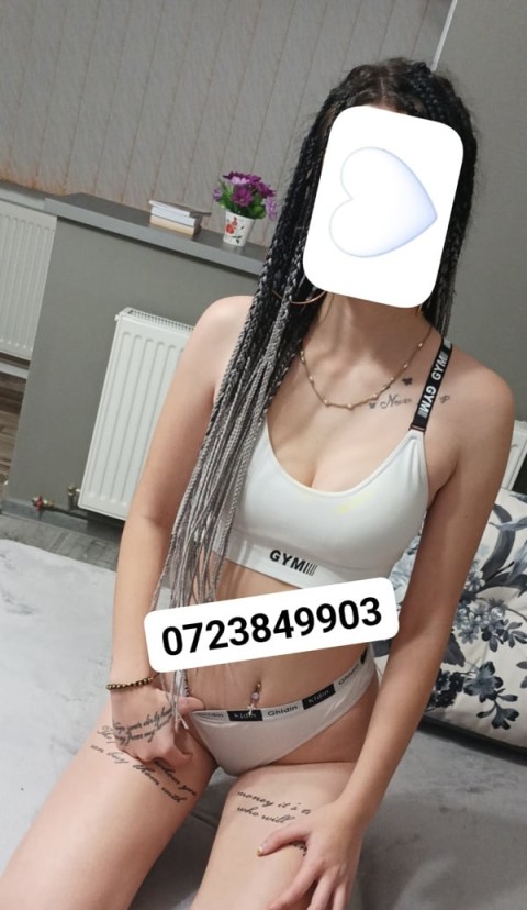 Escortă Blondă Slim în Magheru · escortă blonda slim