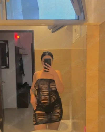 Escortă Confirmare pentru Cupluri în Sector 4