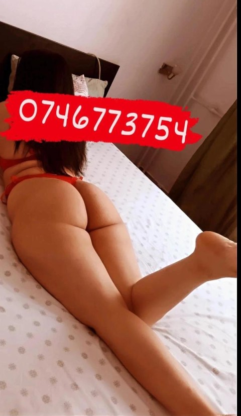 Escortă de lux în Voluntari – Blonda disponibilă pentru întâlniri discrete