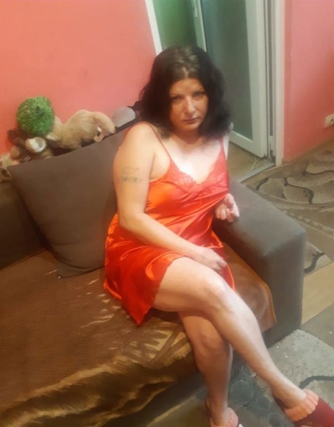 Escortă Fisting în Burebista: Mihaela, Plăcere Garantată