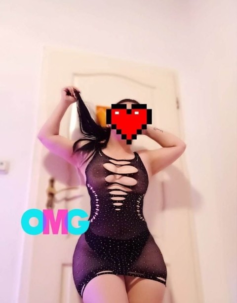 Escortă Foot Fetish în Câmpina