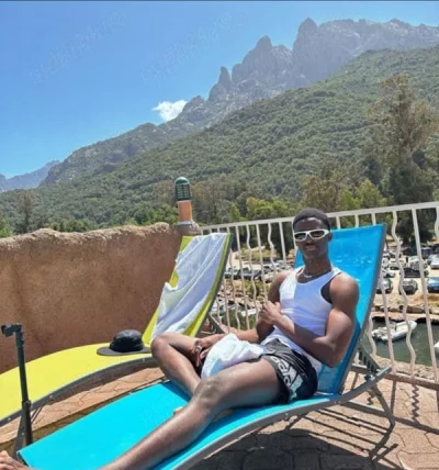 Escortă la tine acasă în Ghencea