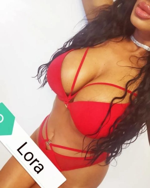 Escortă Masaj și Plăceri Virtuale în Buzău