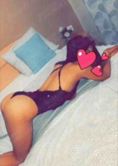 Escortă matură cu păr lung în Nerva Traian