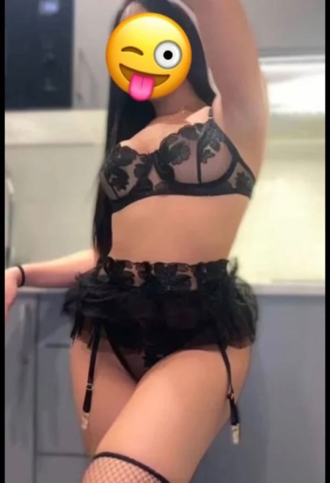 Escortă Piercing Erika în Târgoviște