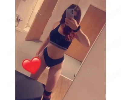 Escortă Plinuță pentru Showuri Online
