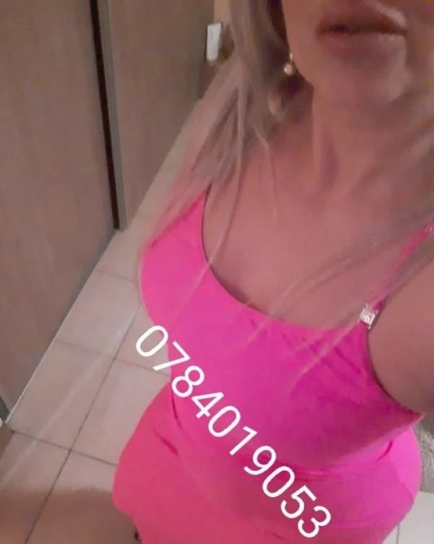 Experiență Matură și Voluptoasă în Metalurgiei · 70 ani