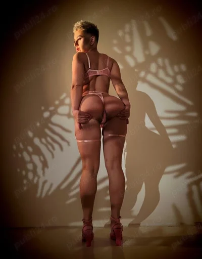 Experiențe de Neuitat cu Blondina din Slatina · sex in grup