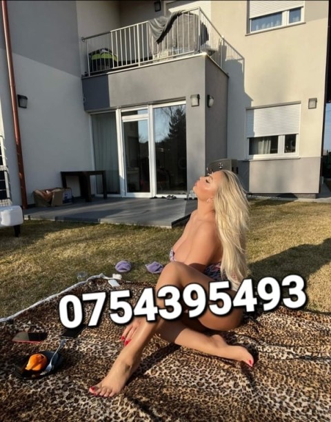 Femboy Anna: Întoarcerea în Piatra Neamț