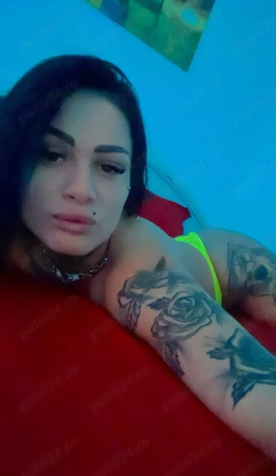 Fustă Școlăriță – Experiență Unică în Dimitrie Cantemir