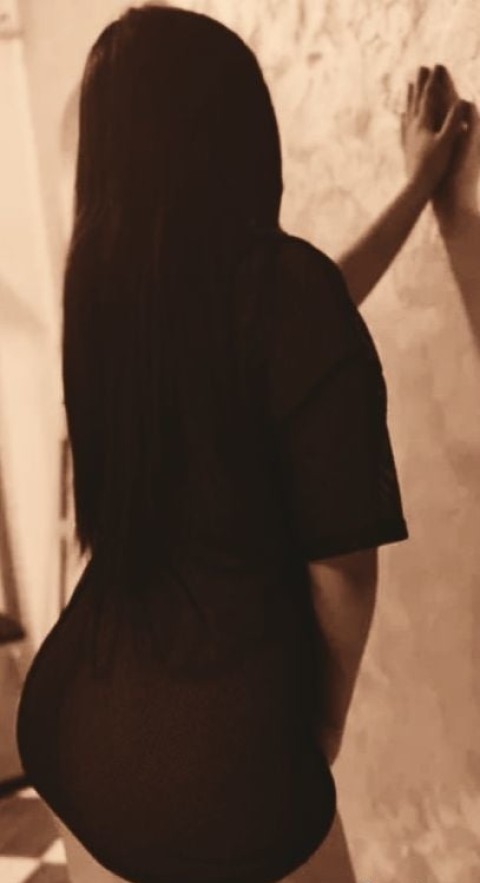 GFE Bruneta cu Poze Reale în Băneasa