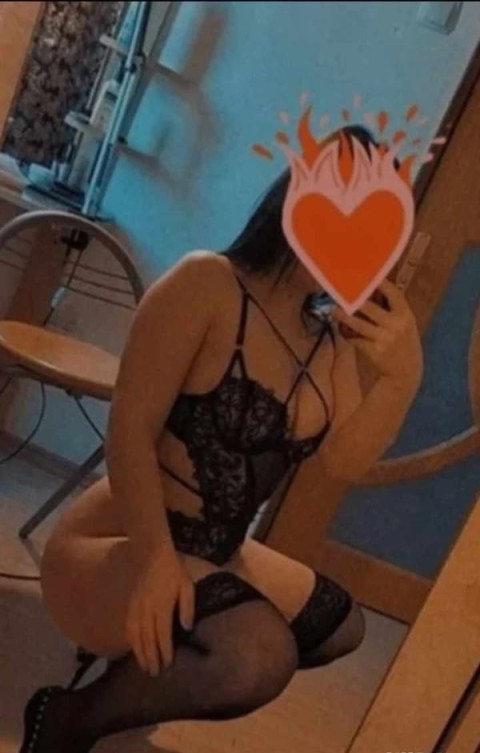 Inocentă și Seducătoare în Pitești