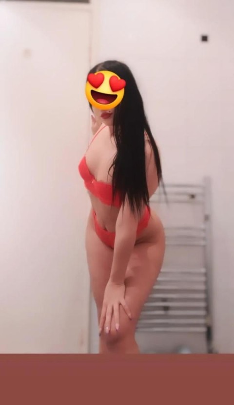 Jucării și Plăceri Interzise cu Kamyy în Giroc