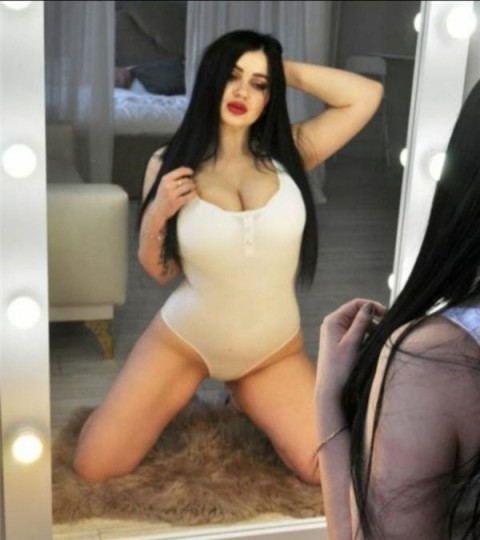 Krysstal – Escortă Ieftină și Luxoasă în Oradea