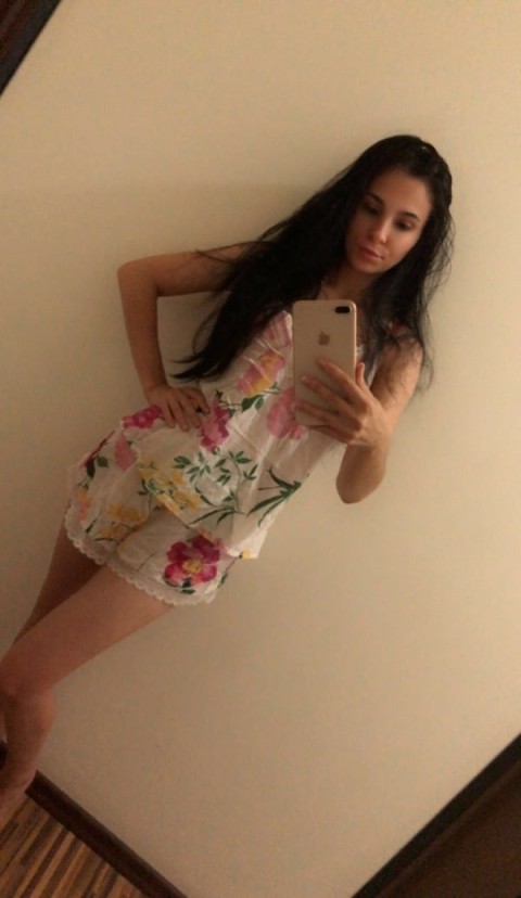 Latina Seducătoare din Berceni · latină