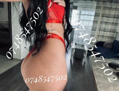 Masaj erotic cu cameră BDSM în Slatina