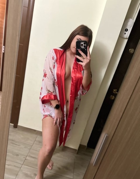 new show web · escortă 180 cm