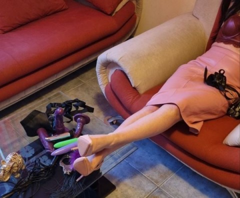 Întâlnire cu o Escortă BBW în Piața Unirii