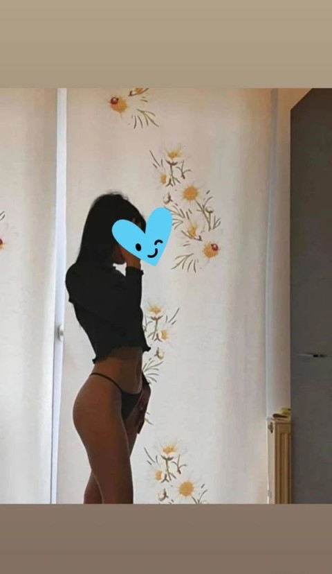 Întâlnire cu o Escortă Grăsuță în Lacul Tei