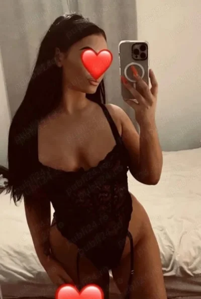 Întâlnire VIP cu Escortă Neagră Matură în Arad – Doar 150 lei