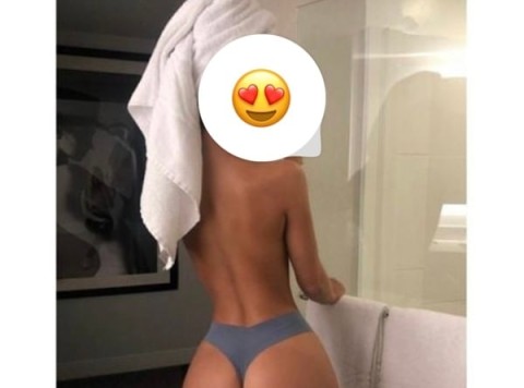 Plăceri Naturale în Regie · naturală