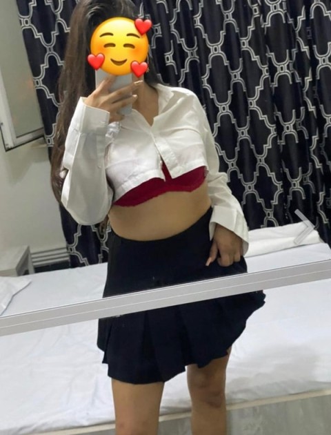 Reală și Dedicată Plăcerii Tale Online