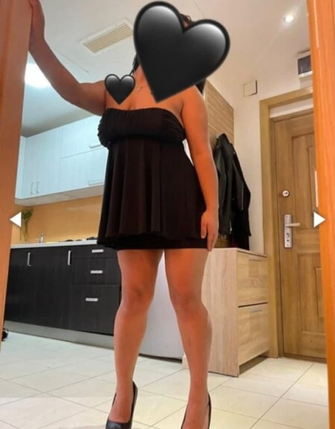 Rebeca: Plăceri Discrete în Bacău · Oradea