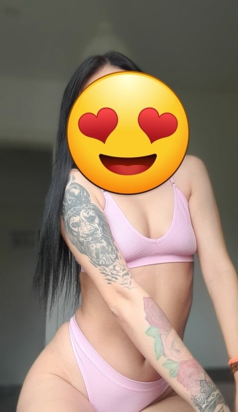Roșcată Escortă 20 Ani – Disponibilă pentru Deplasări în Brâncoveanu · ts