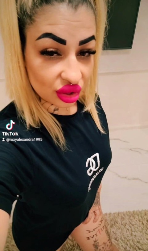 Sex în Grup cu Aventuriera din Nicolae Grigorescu · sex in grup