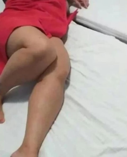 Siluetă Fină și Pasiune în Sector 4