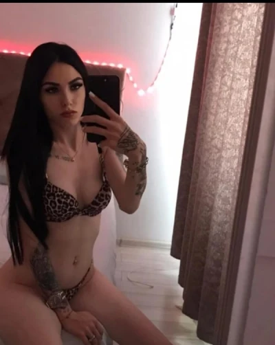 Stăpână Larissa – Noua Plăcere din Obor